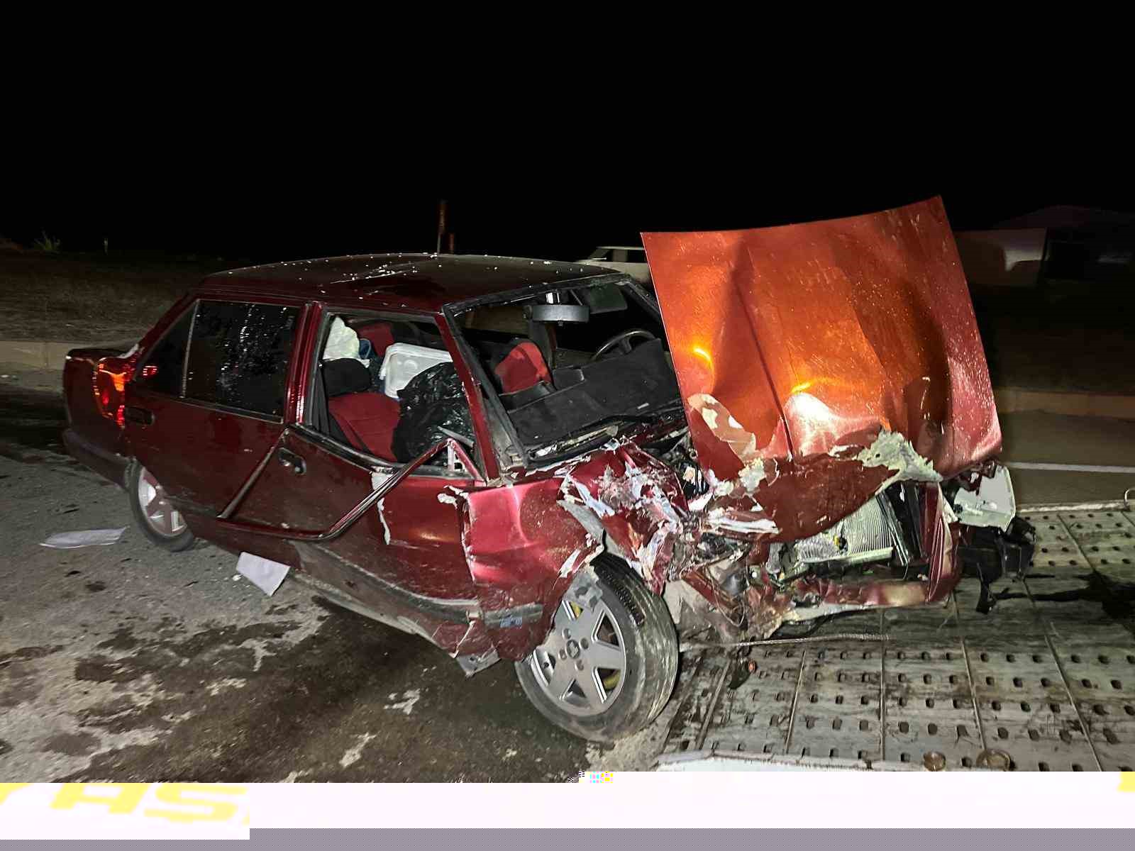 Uşak trafik kazası - Uşak'ta Kan Donduran Kaza: Cezaevi Kavşağı'nda Zincirleme Çarpışma, 6 Yaralı!